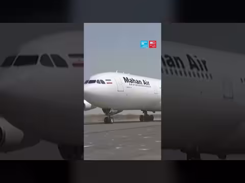 الحوثيون يستهدفون مطار أبها ردًا على هجوم صنعاء