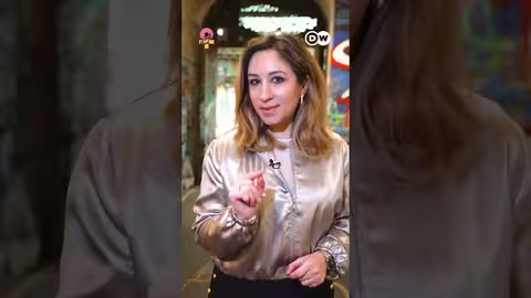 رحلة عراقية من الصيدلة إلى الDJ