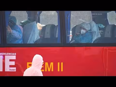 إجلاء ركاب سفينة سياحية مصابة بفيروس هانتا في تنريفه