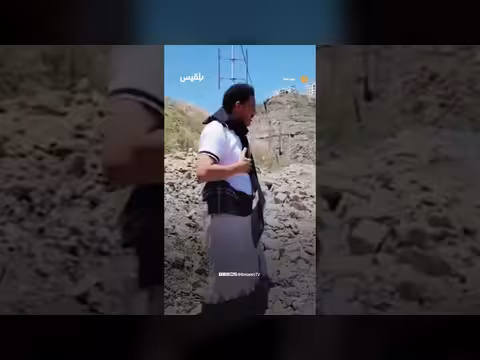مواطن يوثّق إلقاء مخلفات البناء في إب