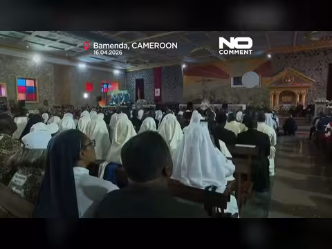 حشد كبير في الكاميرون خلال زيارة البابا ليون الرابع عشر