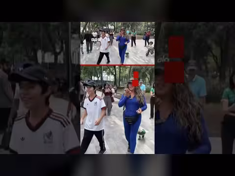 البطة ميرلين سفيرة المكسيك في كأس العالم