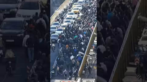 ترمب: ضرب طهران إذا قتلت المتظاهرين