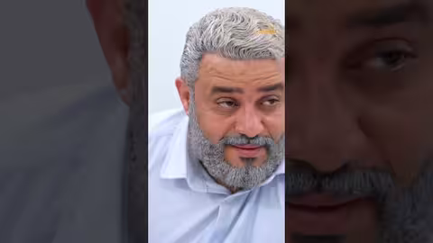 يتبادلوا هموم بعضهم ويشكوا من أبناءهم - طريق إجباري