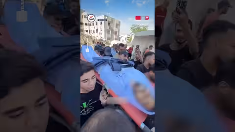 تشييع الصحافي صالح الجعفراوي في غزة وسط هتافات