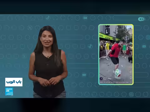 روبوت يشارك في أجواء كأس العالم في المكسيك