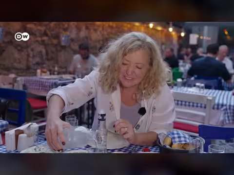 جولة داخل ميخانة غونيش في إسطنبول