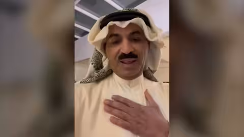 فنانين ومشاهير وأصدقاء اهداء للمايسترو محمد القحوم من الفنان والملحن حامد هاشم