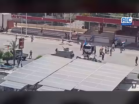القوات المدعومة سعودياً تطلق الرصاص الحي في عدن