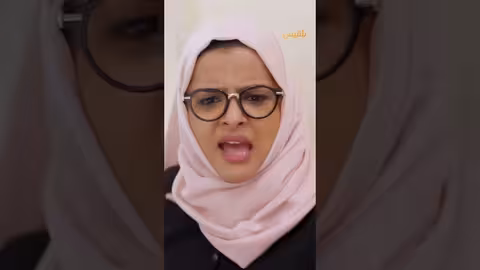 تحذرها من حارث وغانم وهي مش واخذة بالها! - طريق إجباري