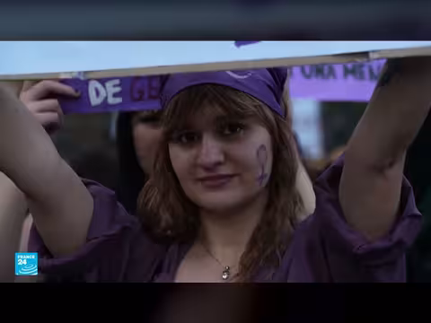 مقتل المراهقة أغوستينا يعيد قضية العنف ضد النساء إلى الواجهة