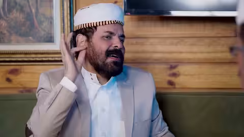 معك علم هاته.. أوامر من فوق ممنوع العلم كش ملك