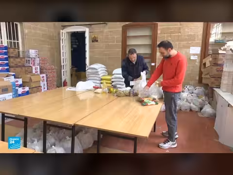 نصف سكان لبنان يعتمدون على المساعدات