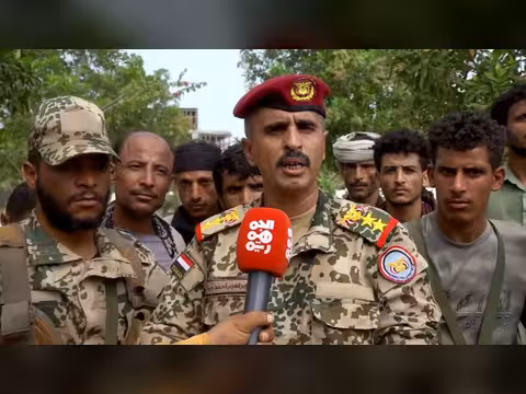 المقاومة الوطنية تشيع الشهيد الحكمي