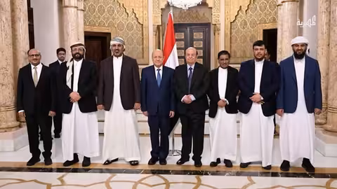 كيف علق اليمنيون على الذكرى الثالثة لتشكيل مجلس القيادة الرئاسي؟