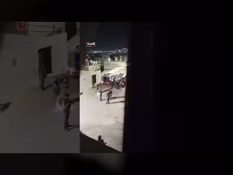 الجيش الإسرائيلي يعتقل فلسطينياً ونجليه في بيت فوريك