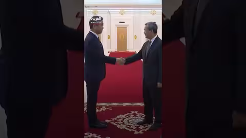 كوريا الجنوبية تستقبل 64 مواطناً بعد القبض عليهم في كمبوديا بتهمة الاحتيال