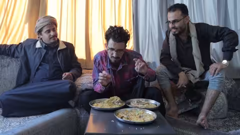 محمد نعمان في عزاء الناس