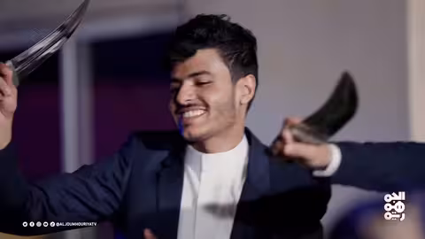 كل واحد ينتبه لابنه.. أغنية الحلقة 15 من كش ملك للفنان محمد الأضرعي