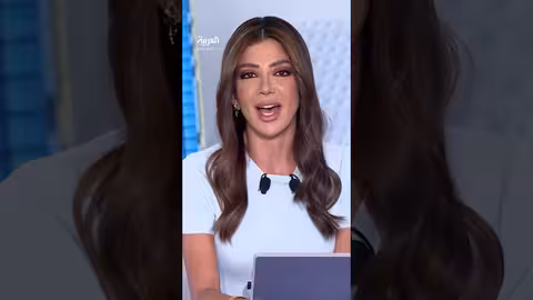 ترودو وكاتي بيري يشددان علاقتهما العلنية في باريس