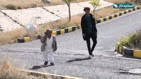 تلفوني كله رموز مش عارف ان الرموز راحت مع التلفون مقالب، ورطة على الماشي