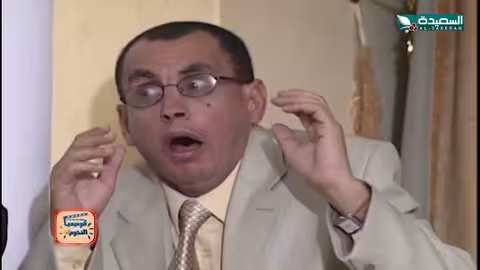 حلف يقص شعر المدير.. ويكتشف أنه تركيب! كوميديا